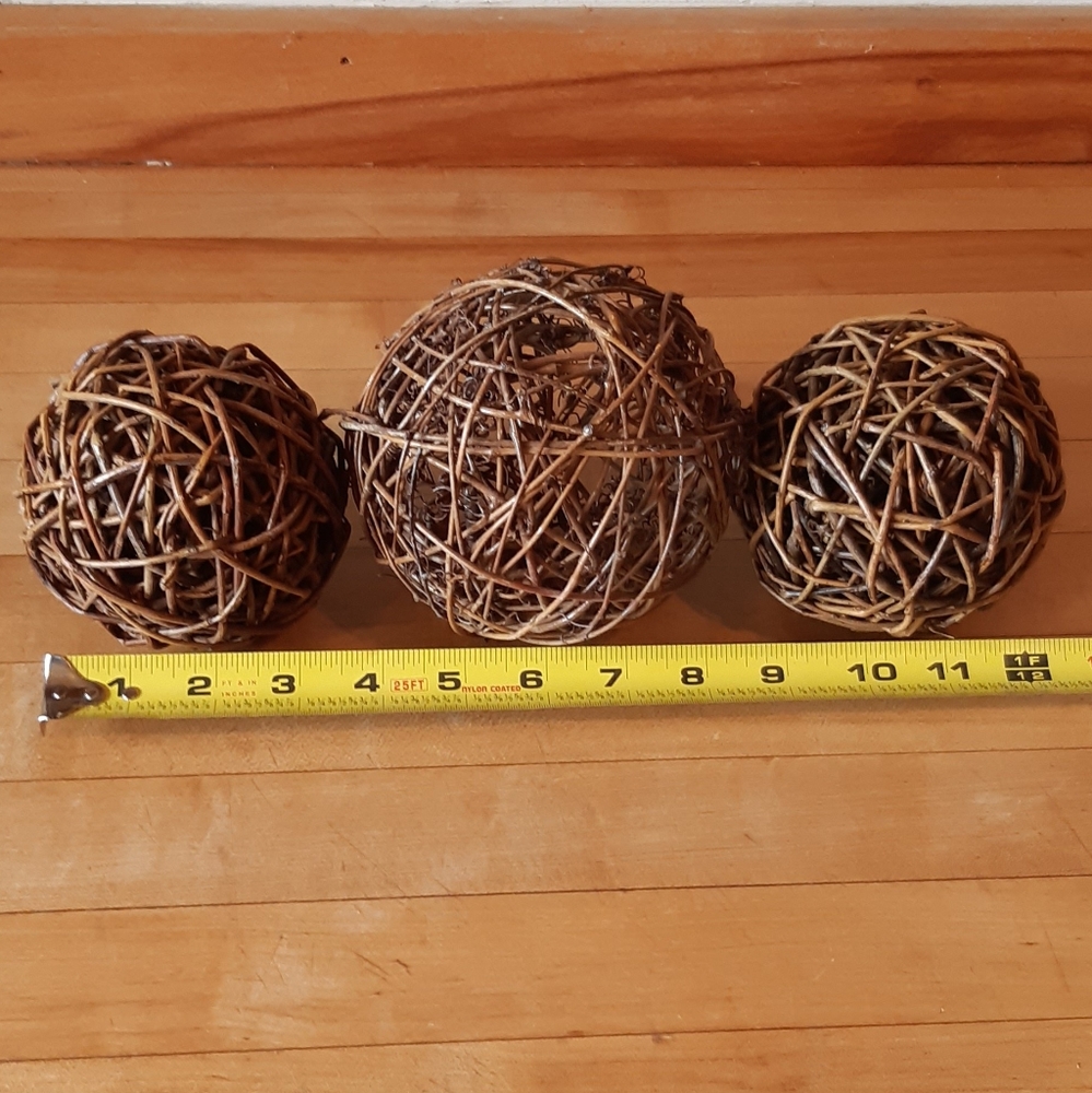 Natural Twig Decorative Balls (set of 3) - Picture 2 of 2
